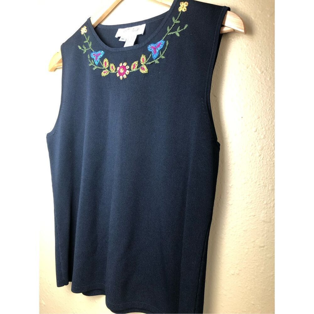 M Nicole XL Navy Embroidered Floral Sleeveless Knit Tank Top - Picture 3 of 13